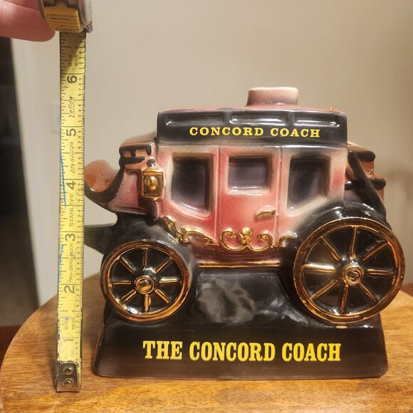 Royal Halburton OMB "The Concord Coach" Liquor Decanter - Picture 5 of 8